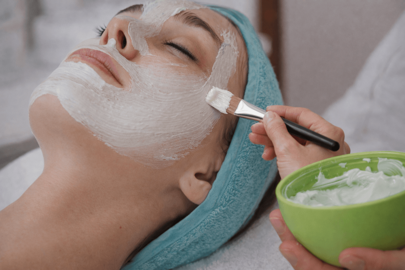 Facial treatment featured on BookMiz